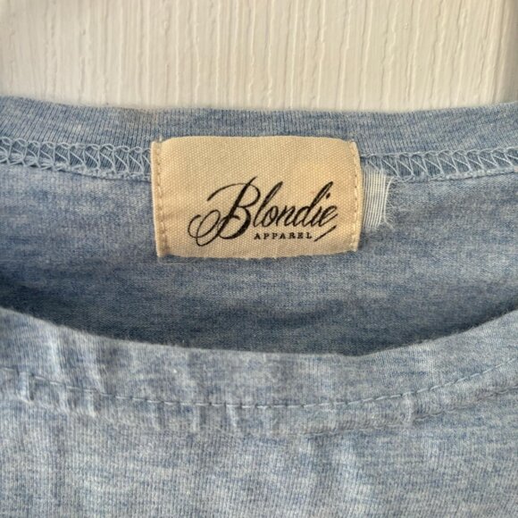 Blondie Apparel East End Sweater in light blue - Picture 3 of 5
